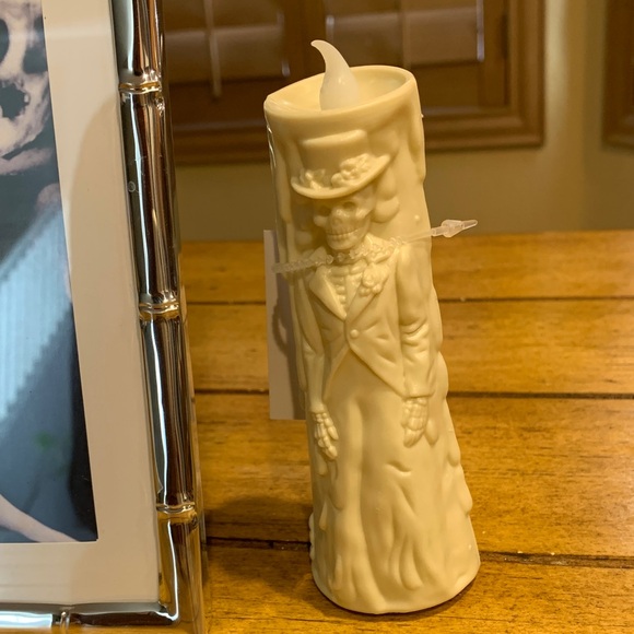 Vampira Silver Photo Frame w Black Skull Mug & cream Candle Halloween decor - Picture 5 of 16